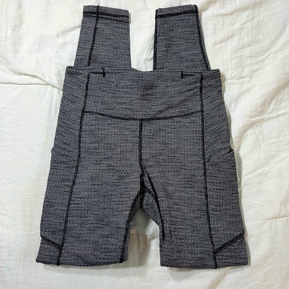 Lululemon leggings. Size 6.